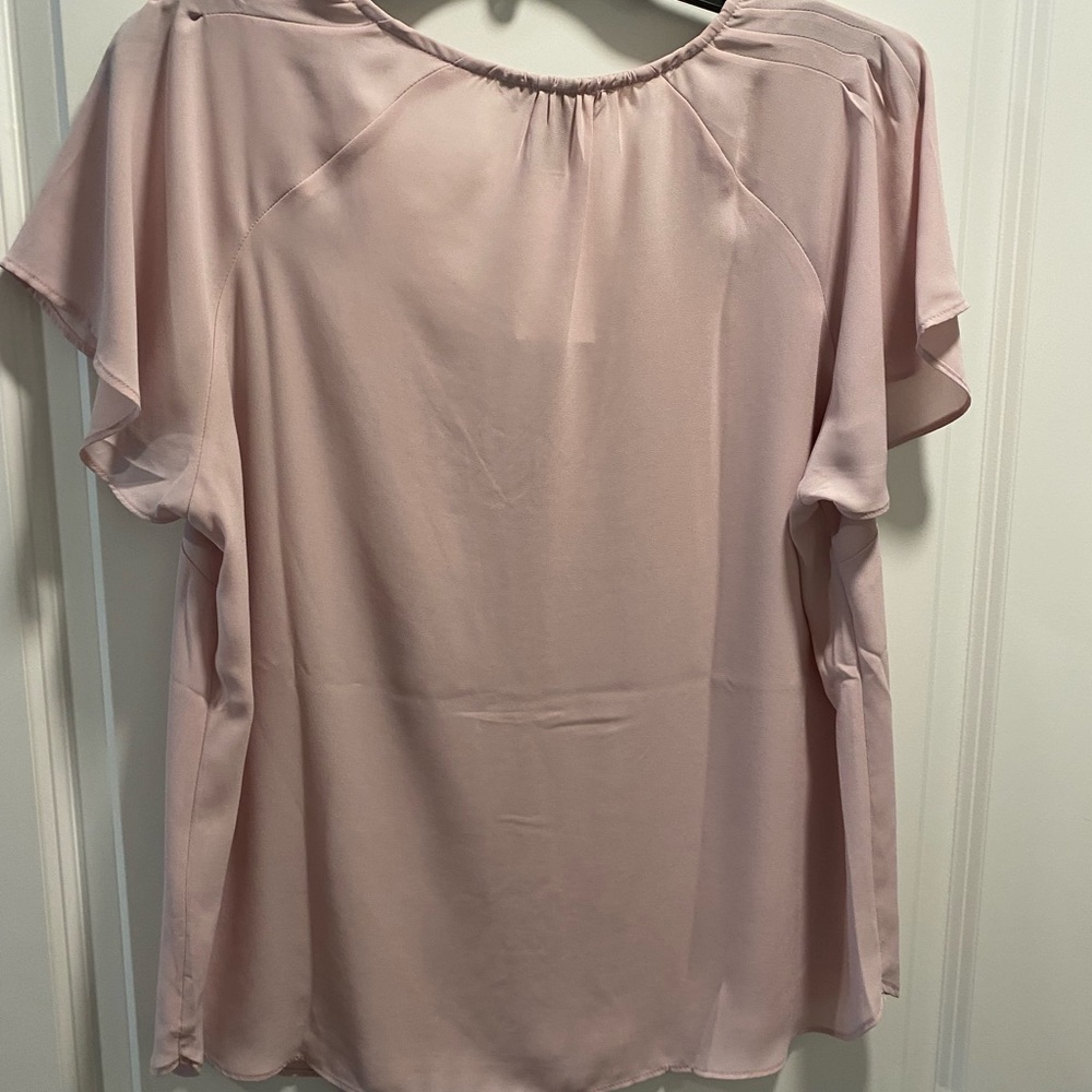 Pink blouse - Picture 2 of 4